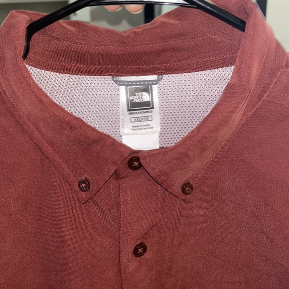 Men's The North Face Maroon Button-Down Shirt XXL Pockets Hike Light - Picture 12 of 12